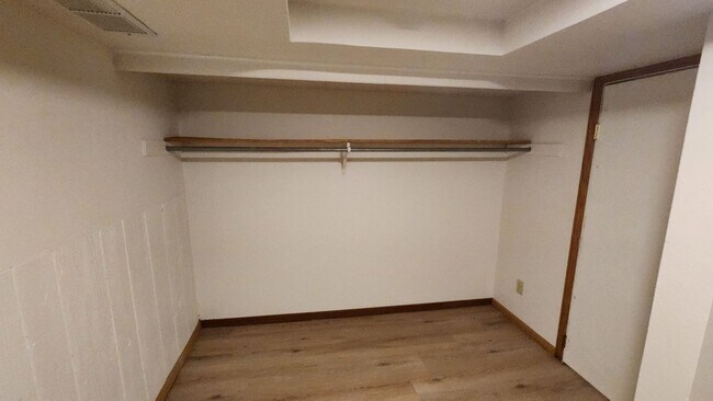 Building Photo - pin00