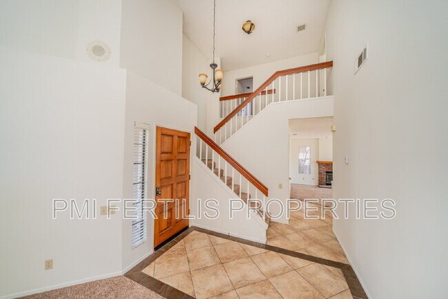 Building Photo - 10909 Rollins Ct