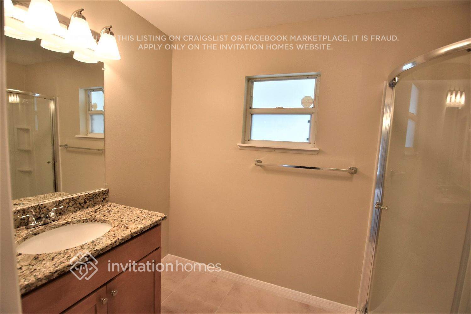 Building Photo - 1164 St Tropez Ct