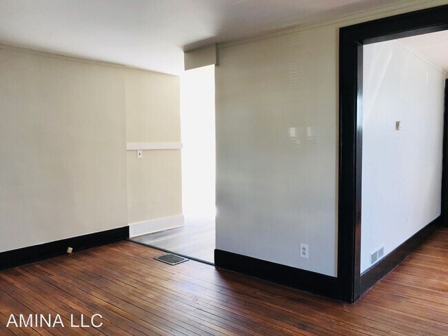 Building Photo - 3 br, 1.5 bath House - 473 Electric Ave