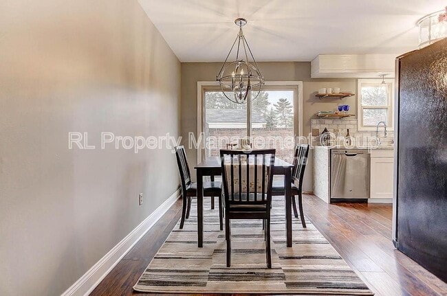 Building Photo - 4714 Merrifield Pl