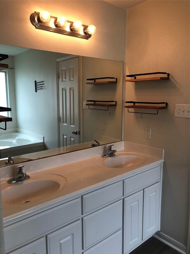 Building Photo - 4623 Canadian River Ct
