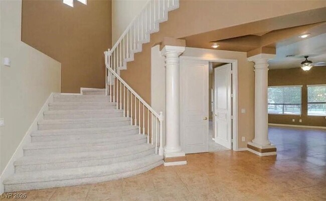 Building Photo - 2460 Monarch Bay Dr