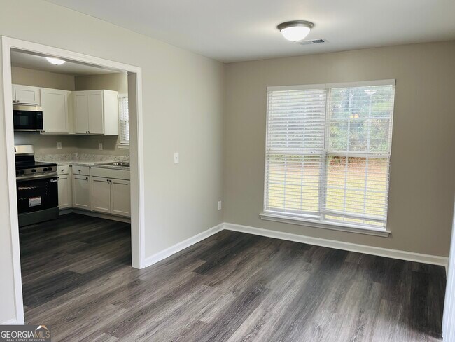 Building Photo - 3510 Brookstone Way