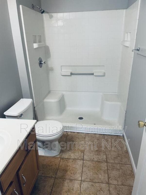 Building Photo - 1065 Wellington Dr
