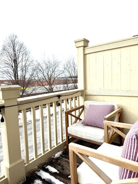 Building Photo - 362 Broadmoor Ln