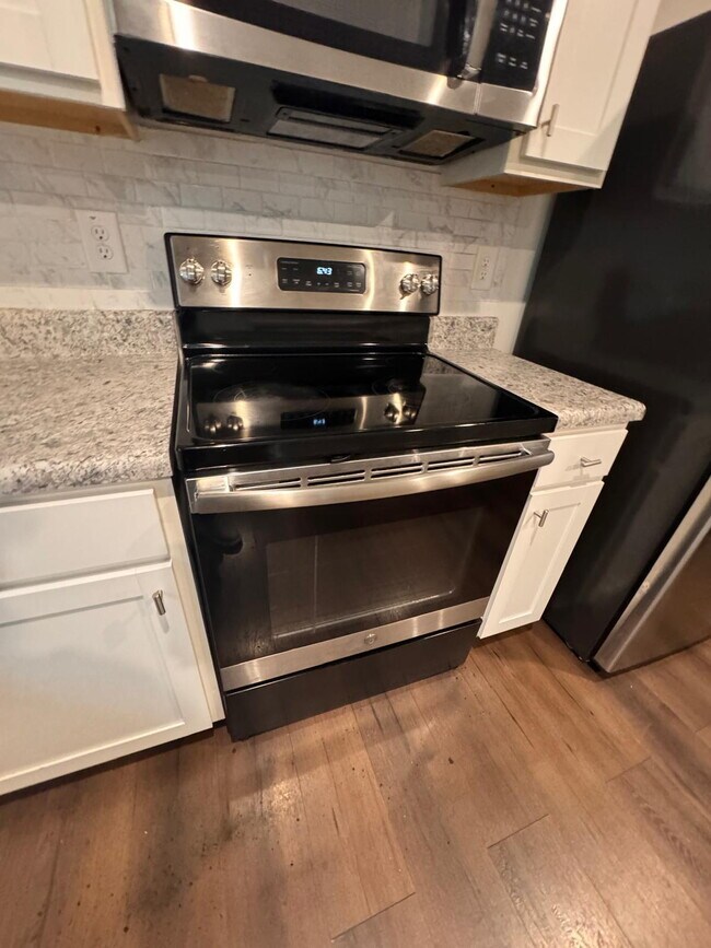 Building Photo - Beautiful 4-Bed, 2.5-Bath Home in Lyman – Spacious Living in a Prime Upstate Location!