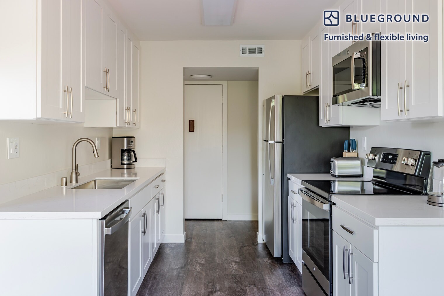 Building Photo - 2721 Midtown Ct
