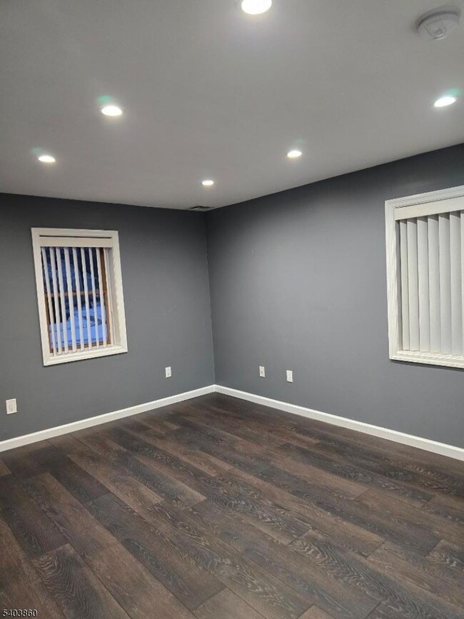 Building Photo - 36 Wawayanda Rd