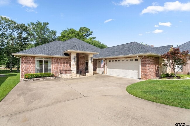 Building Photo - 440 Bunker Dr