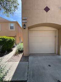 Building Photo - Modern 2 Bedroom 2 Bathroom NW Home In A G...
