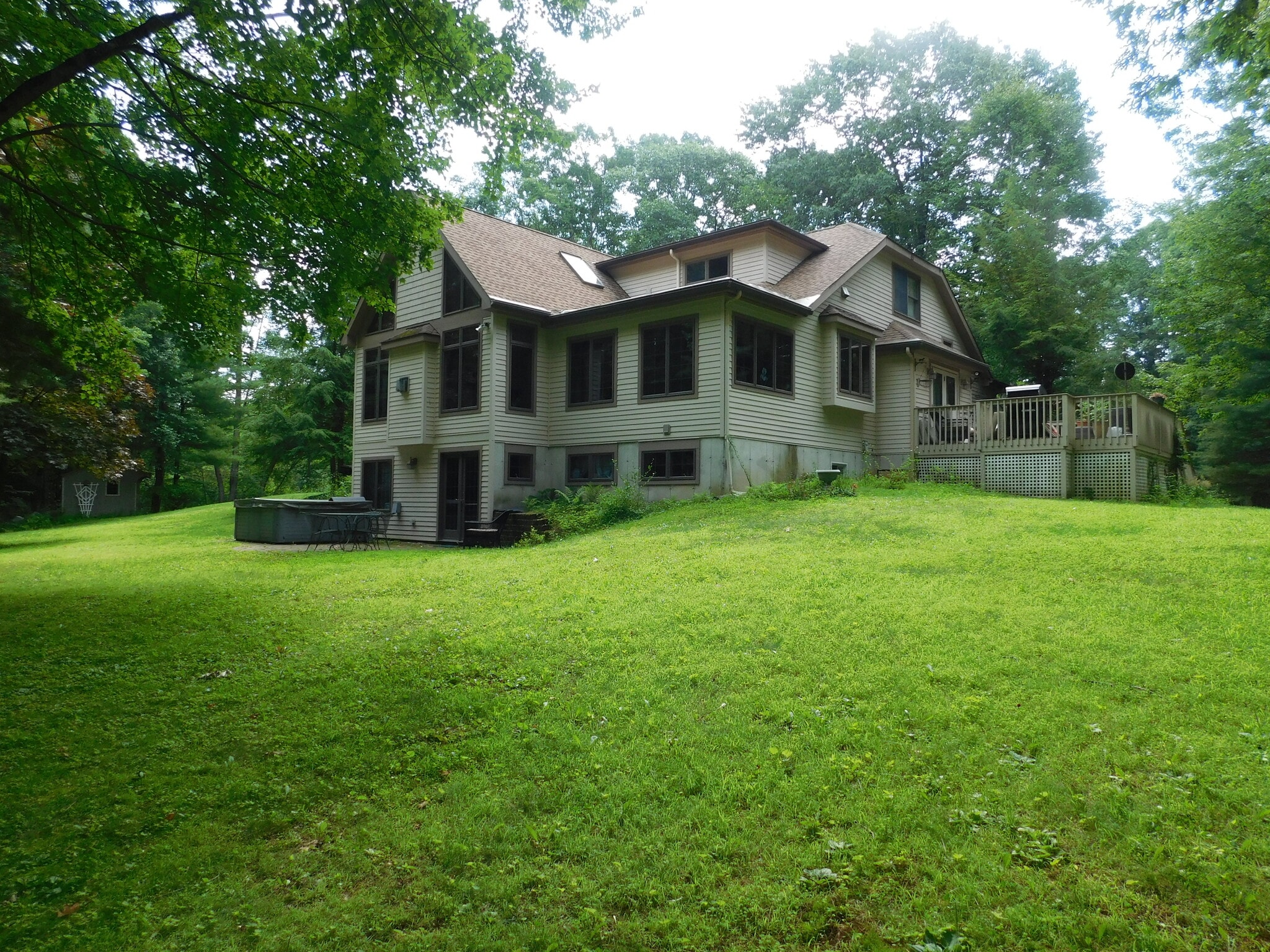 Back Yard View, private woods walking trails behind housr - 19 Timber Ln