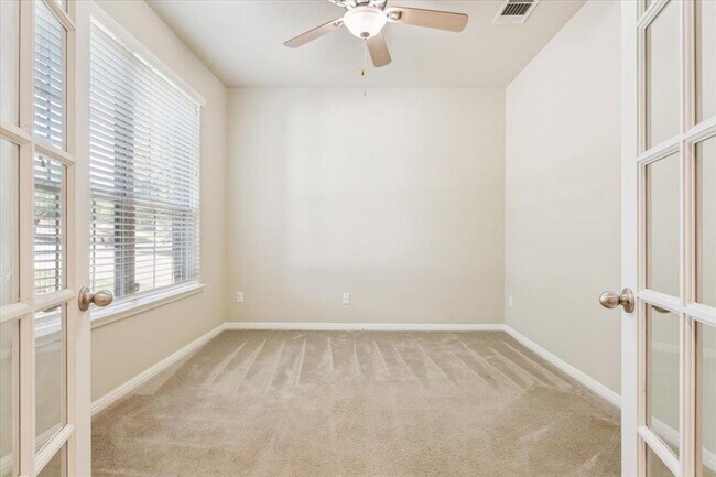 Building Photo - 1013 Fred Couples Ct