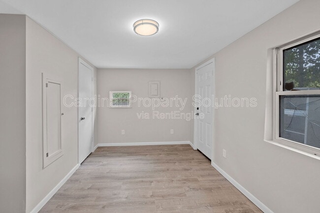 Building Photo - 2520 Grand Blvd