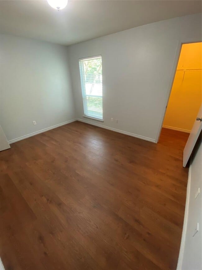 Building Photo - 10616 Mellow Meadow Dr