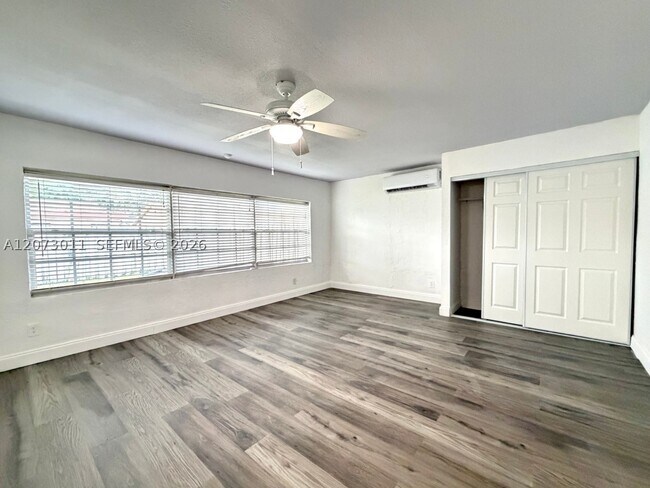 Building Photo - 11641 NW 42nd St
