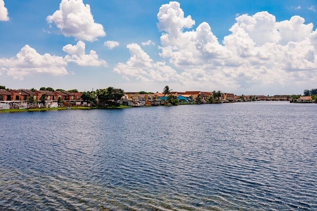 Building Photo - 2670 W 60th St