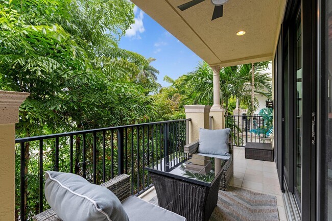 Building Photo - 614 Windward Cir S