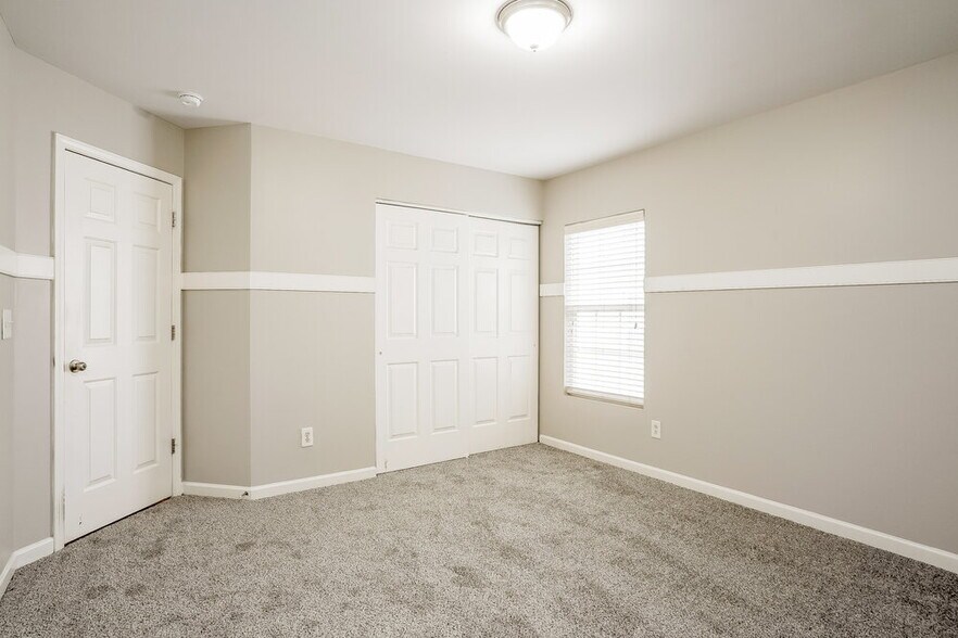 Building Photo - 120 Smart Ct