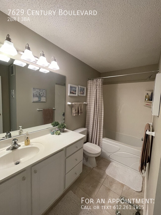 Building Photo - 7629 Century Blvd