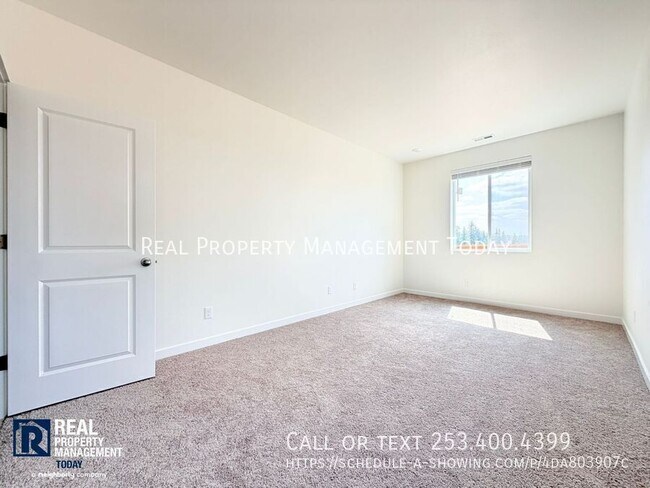 Building Photo - 13616 185th St Ct E