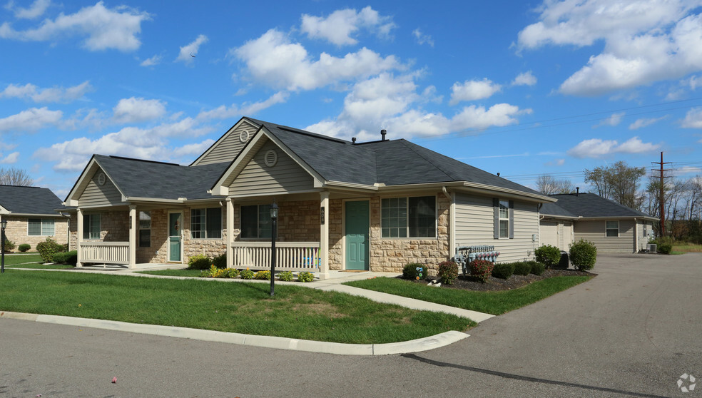 Building Photo - The Apartments at Fox Run