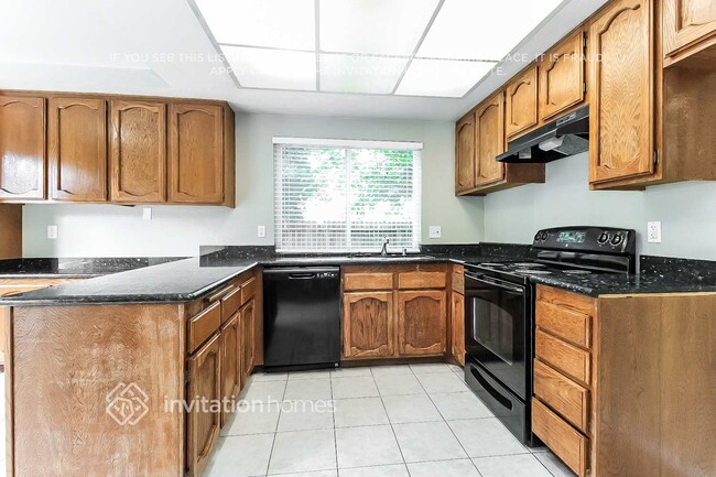 Building Photo - 4360 Armadale Way