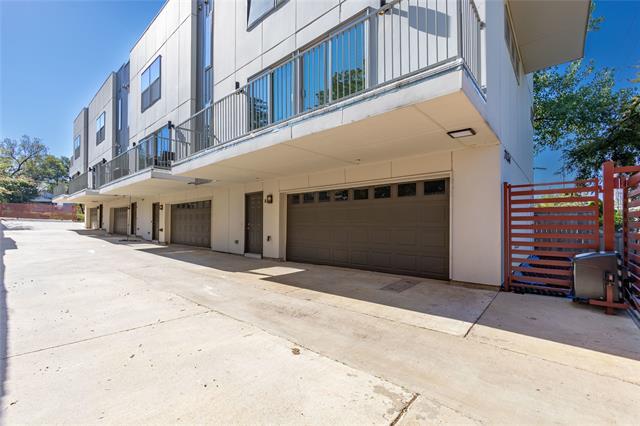 Building Photo - 2134 Lucas Dr