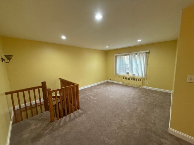 Building Photo - 63-11 110th St