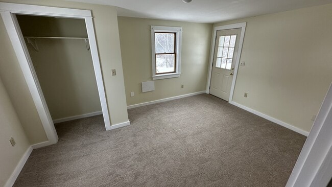 Building Photo - 2692 Union St