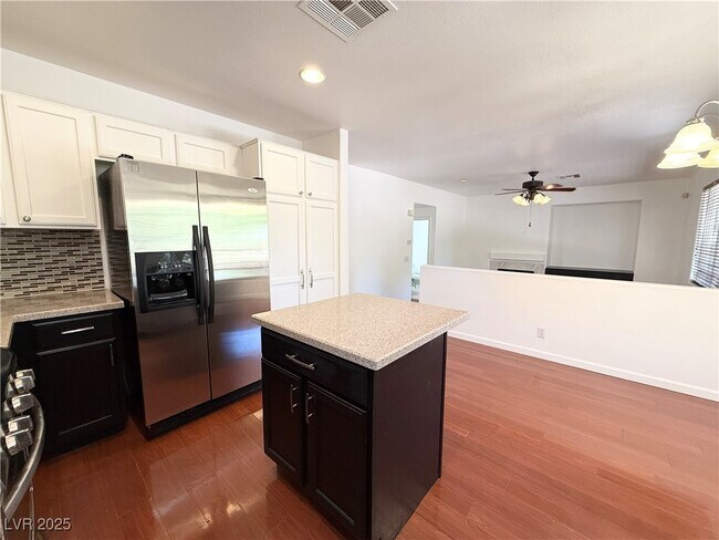 Building Photo - 10746 Palliser Bay Dr