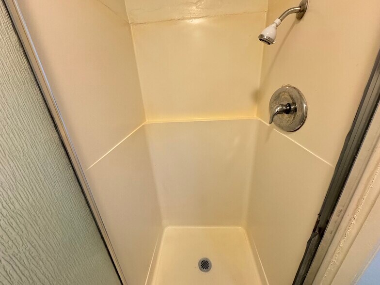 Building Photo - 5858 S Pacific Coast Hwy