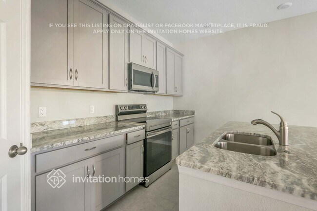 Building Photo - 5155 Sea Mist Ln