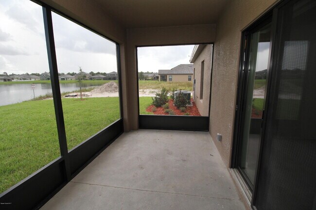 Building Photo - 561 Dillard Dr SE
