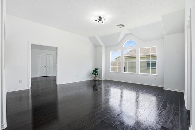 Building Photo - 10926 Wynfield Springs Dr