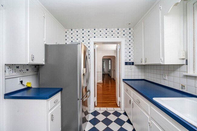 Building Photo - Traditional Cape Cod Charm Meets Henrico C...