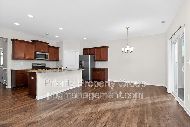 Building Photo - 2212 Apple Glen Ln