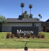 Building Photo - One Bed, One Bath Coming Soon!