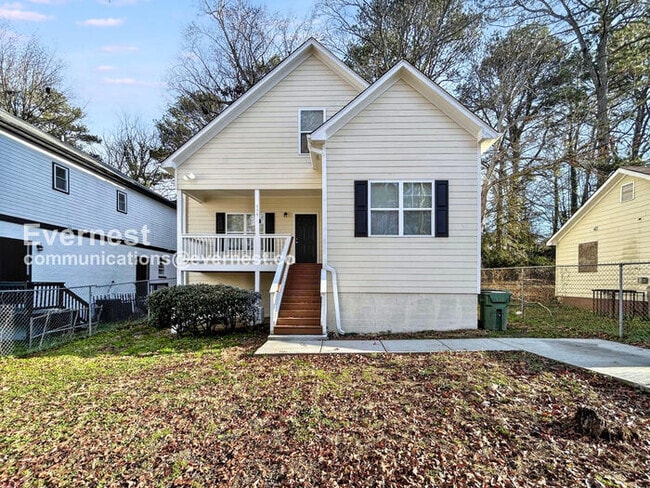 Primary Photo - 379 Yonkers Ave NW