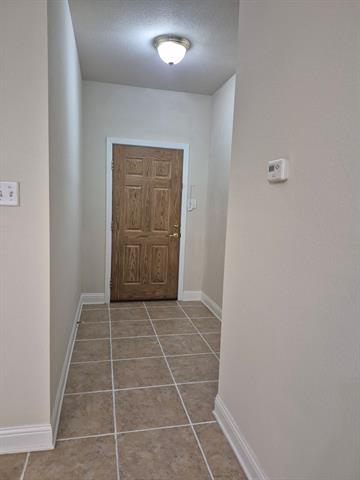 Building Photo - 7205 Hogan Dr