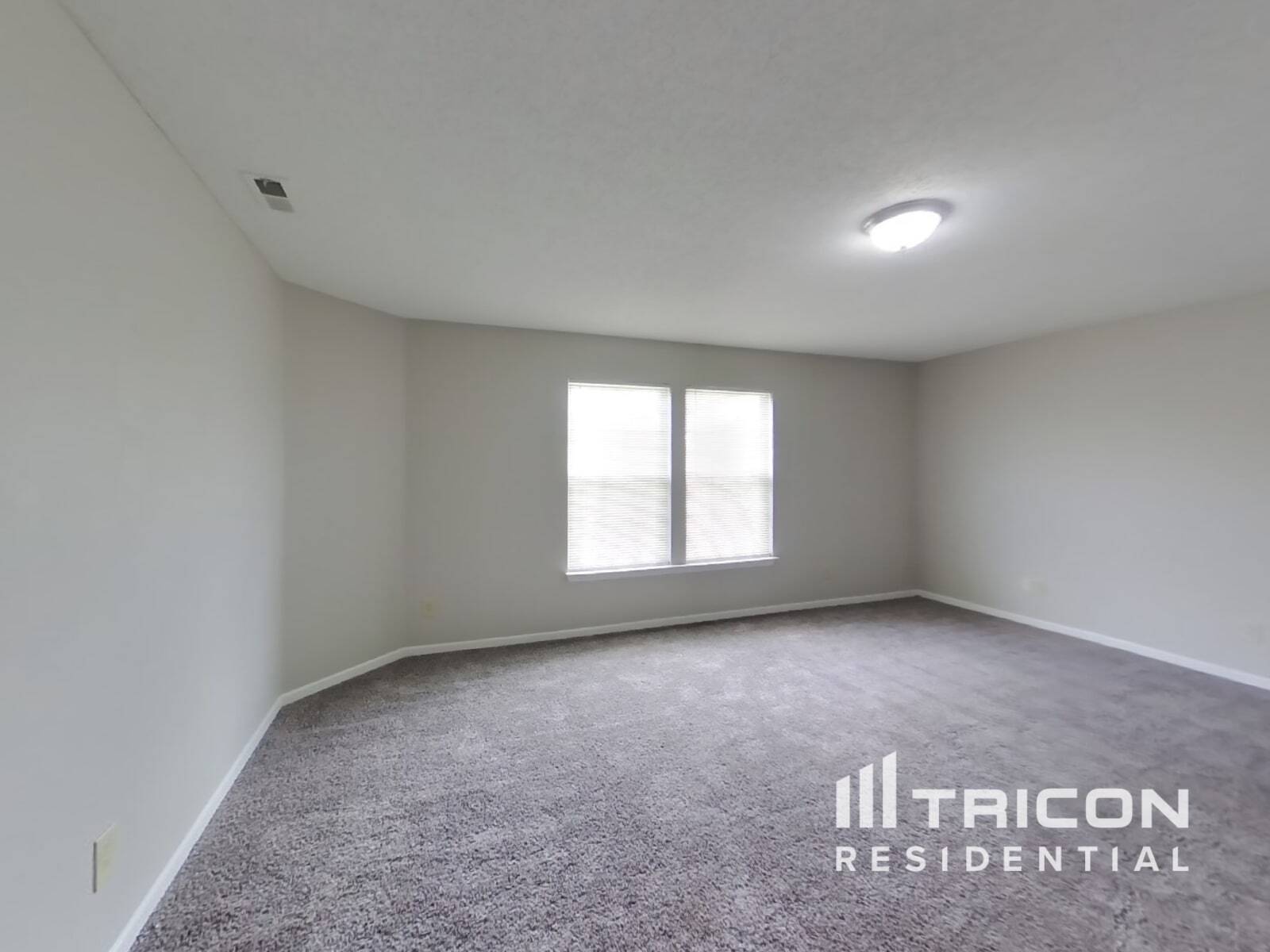 Building Photo - 10740 Wymm Ln