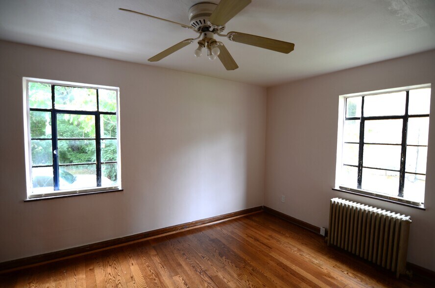 Building Photo - 2553 Williams Ave