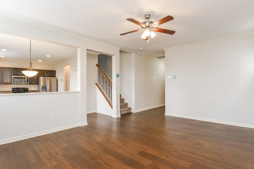 Building Photo - 205 Callahan Trail