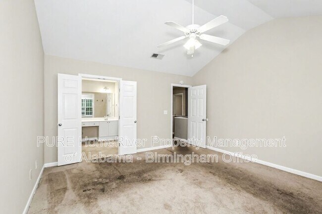 Building Photo - 963 Old Cahaba Dr