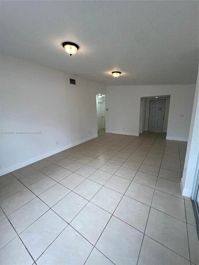 Building Photo - 25811 SW 132nd Ave