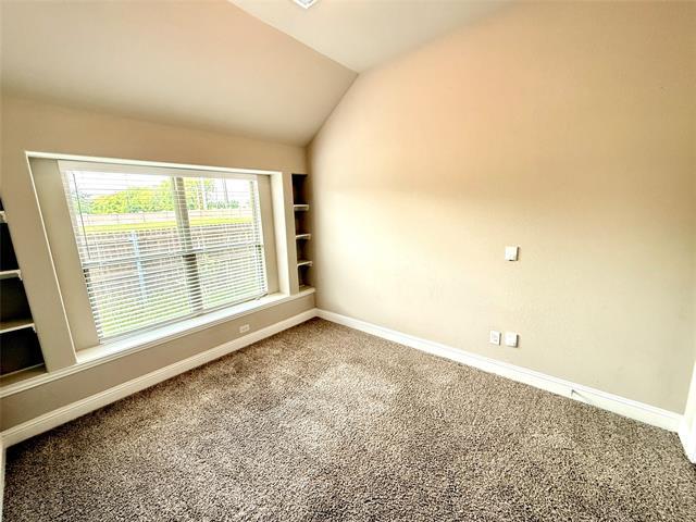 Building Photo - 505 Princeton Ave