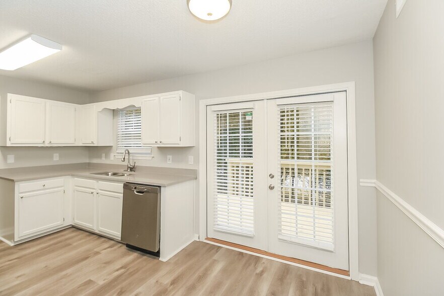 Building Photo - 4379 Yellow Rose Dr