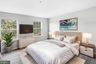 Building Photo - 238 E Gay St