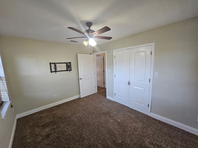 Building Photo - Exquisite 4Bed/2Ba Home in The Cove! *1/2 Off Security Deposit for Active-Duty Military!!*