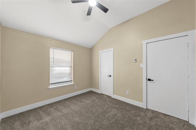 Building Photo - 1109 Caroline Dr